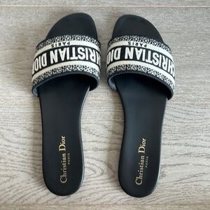 * SOLD* Christian Dior Dway Slides - Size 40 (black)